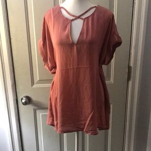 NWOT cuffed short sleeve blouse